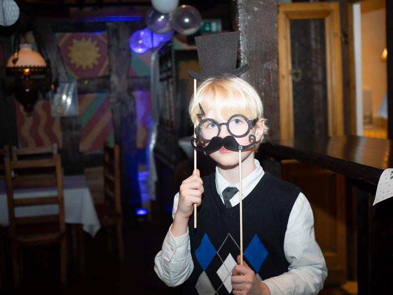 088 065 C120204 088 065 C120204