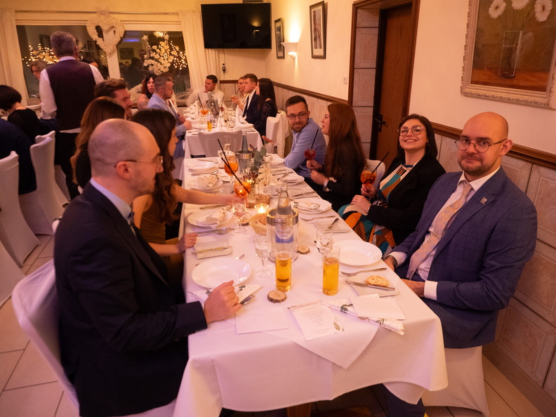 060 054 C120161 060 054 C120161