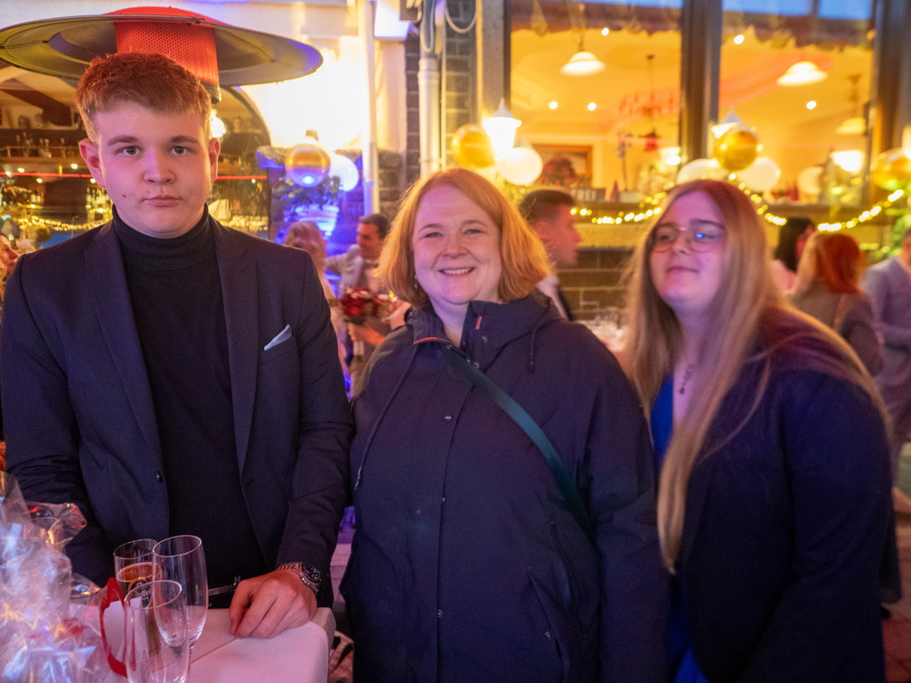 046 042 C120117 (13 visits) 046 042 C120117